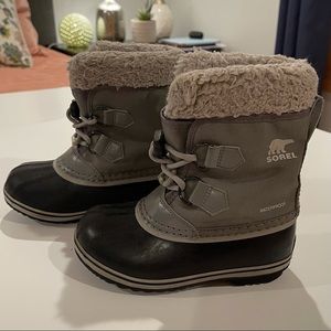 Toddler Boys size 12 Sorel winter boots